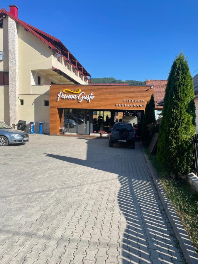 Hotel Panna Gusto Cîmpeni Exterior foto